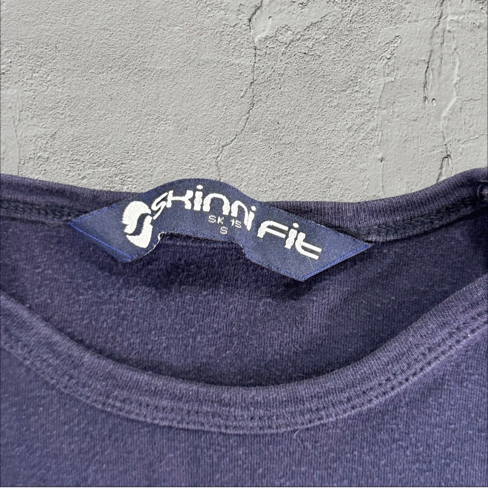 Y2K Sporty Wimbledon Navy Baby Tee Stripe Shoulder Fitted Cotton Top - Picture 6 of 7